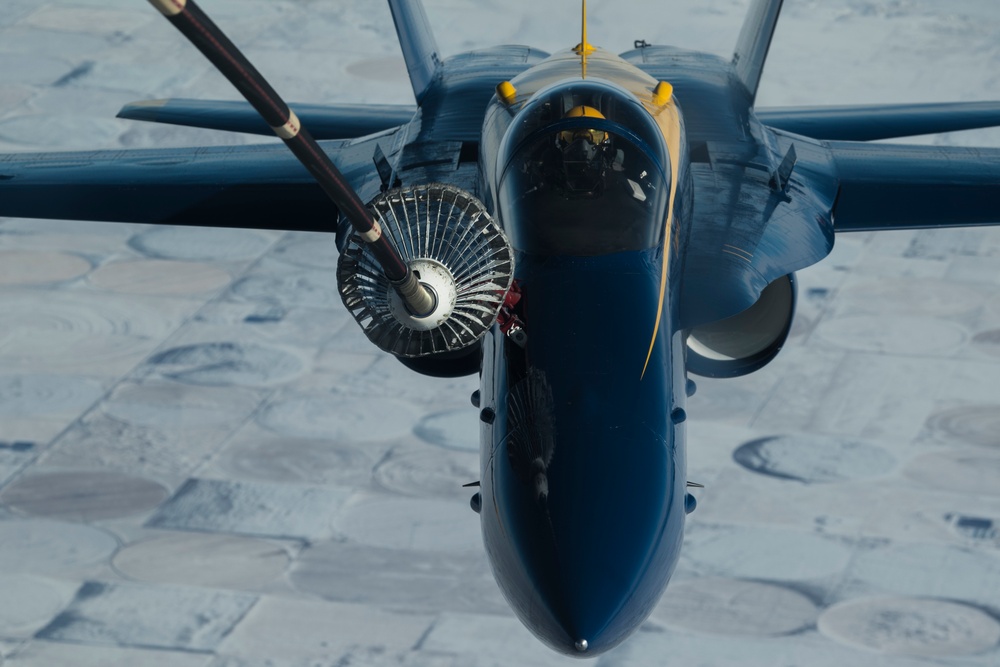 78th Air Refueling Squadron Refuels Blue Angels