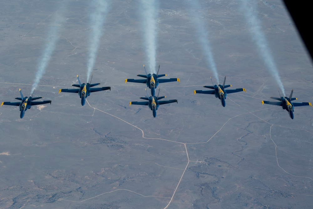 78th Air Refueling Squadron Refuels Blue Angels