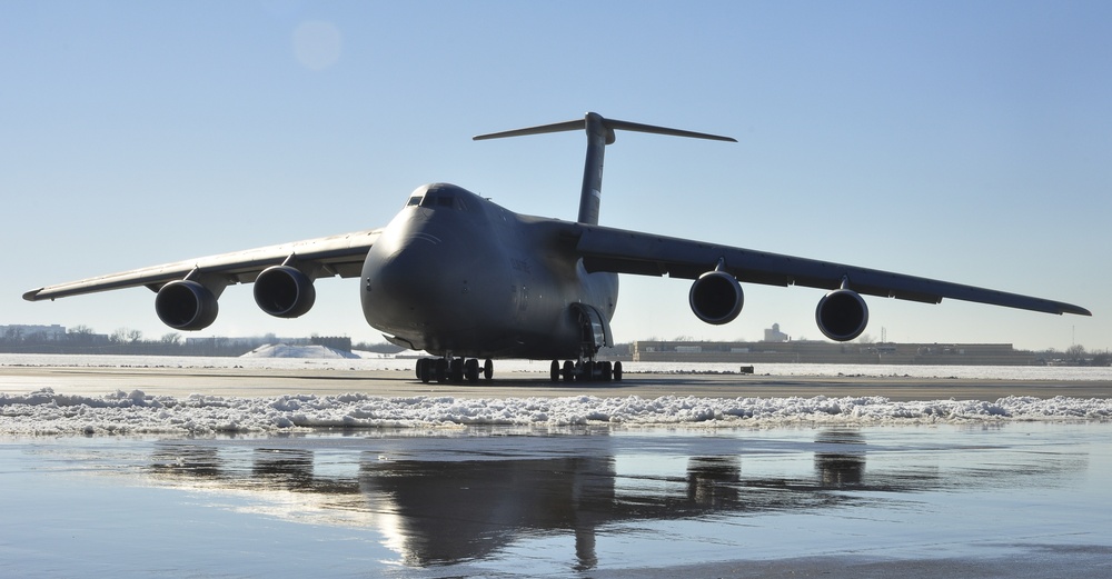 C-5M Super Galaxy Delivers Parts for B-1B Sustainment