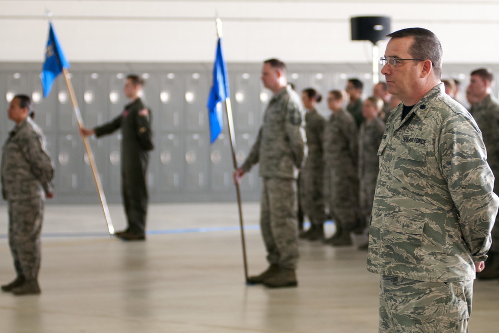 Col. Johnson assumes command of 121st ARW