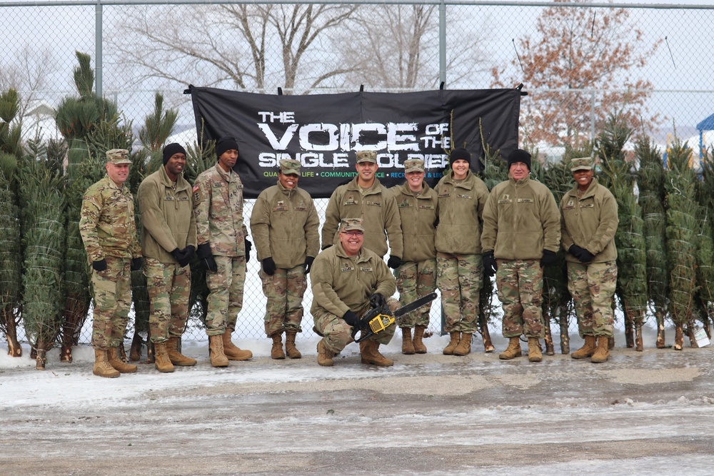 Fort McCoy BOSS group supports Trees for Troops event