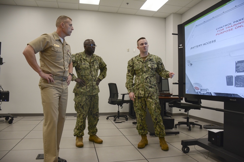 MPT&amp;E Fleet Master Chief Visits Naval Air Technical Training Center