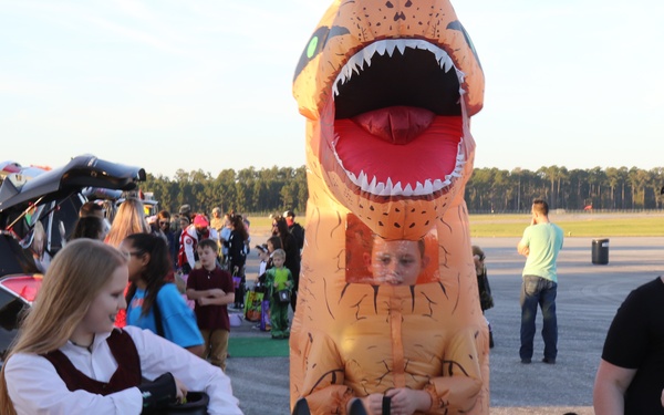 3CAB participates in Consolidated Trunk-or-Treat