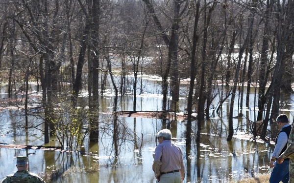 Maj. Gen. Richard Kaiser Inspects Levee Slides