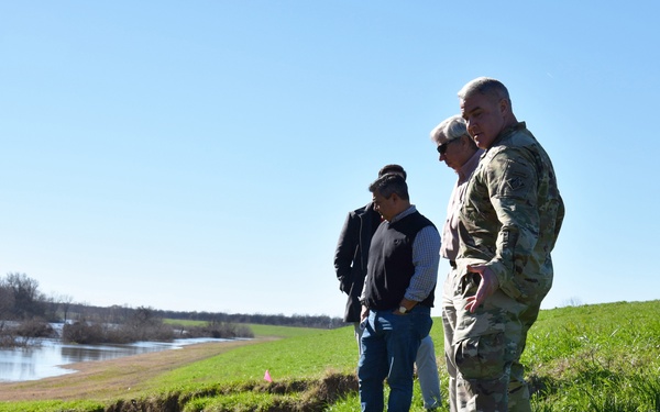 Maj. Gen. Richard Kaiser Inspects Levee Slides