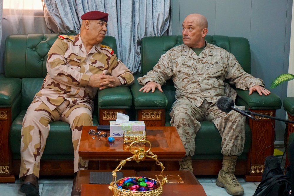 Iraqi and US leaders visit Baghdad