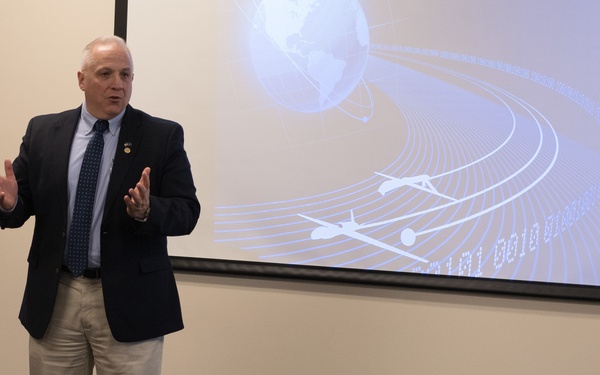 102 IW hosts leadership session