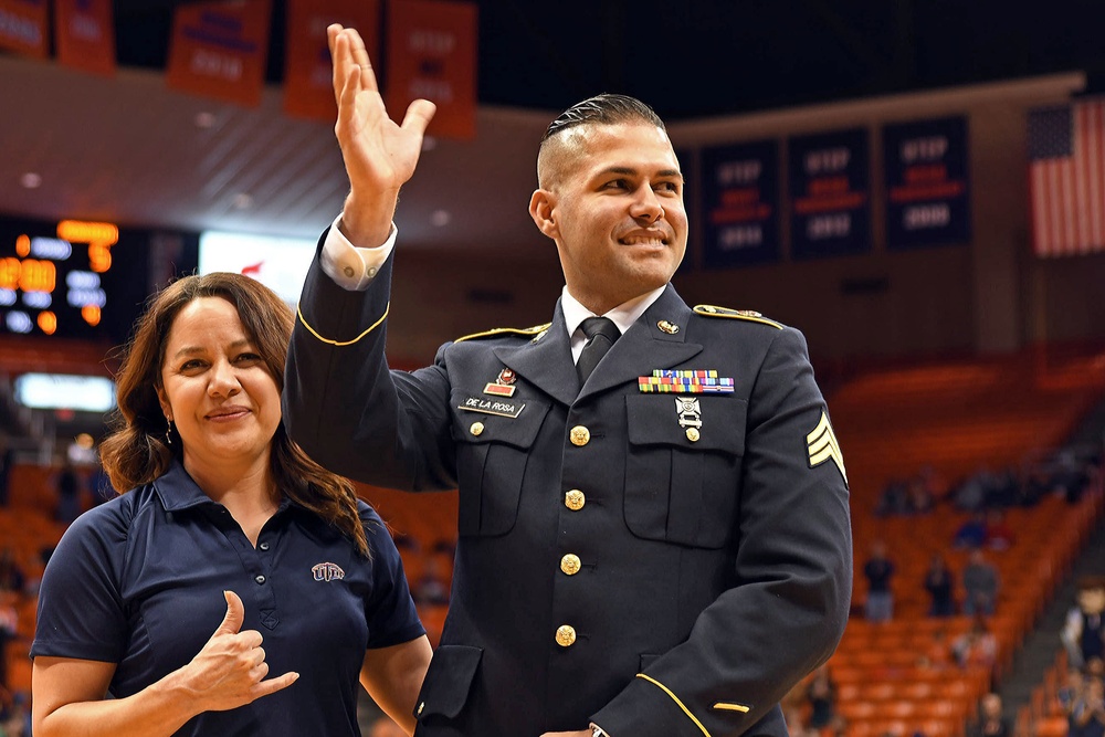 210th RSG Soldier honored during Fort Bliss, UTEP Soldier Recognition
