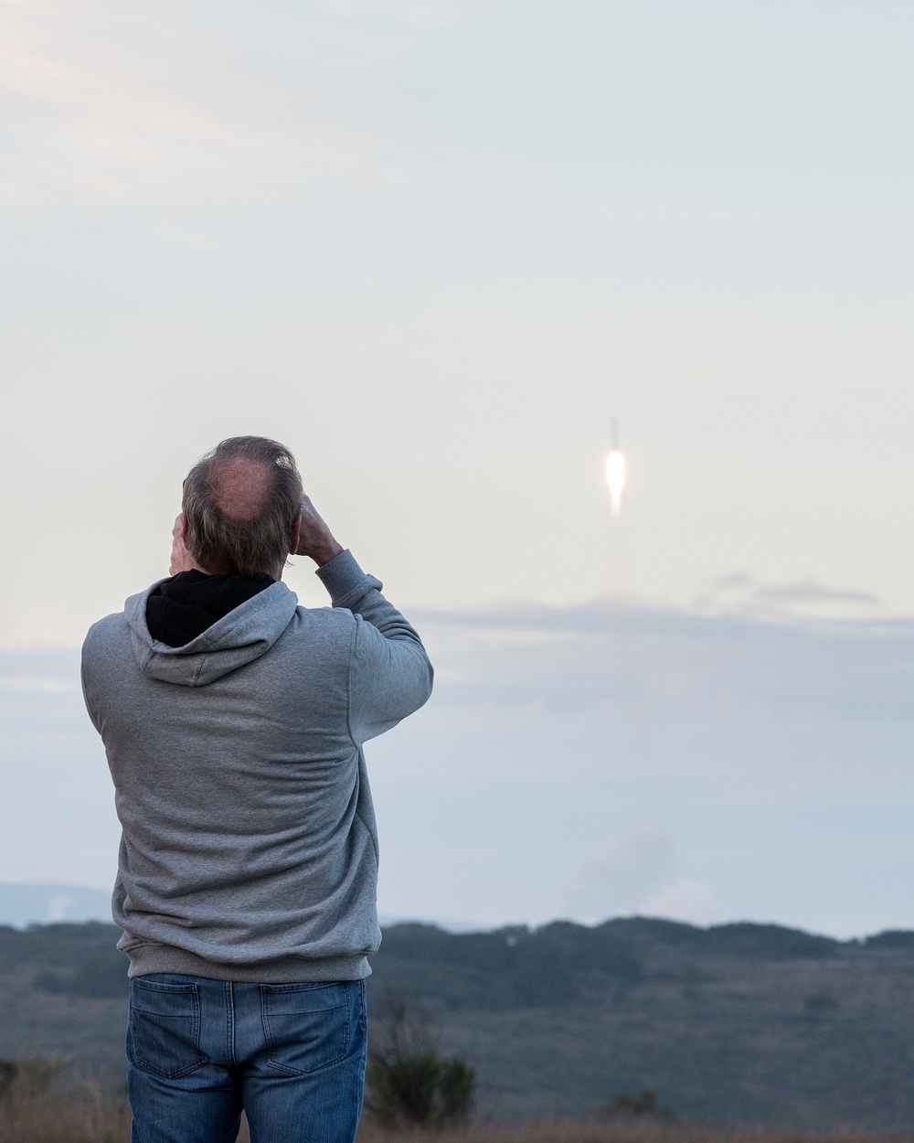 SpaceX Falcon 9 Iridium-8 Launches from Vandenberg
