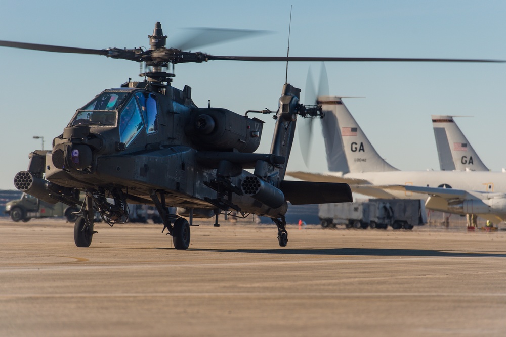 AH-64D Apache helicopter visits Team JSTARS