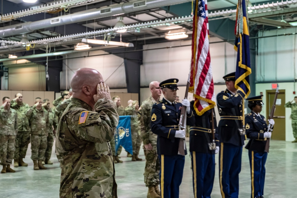 81st Greets New Commander