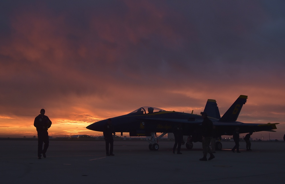 Blue Angels Prepare to Fly in El Centro