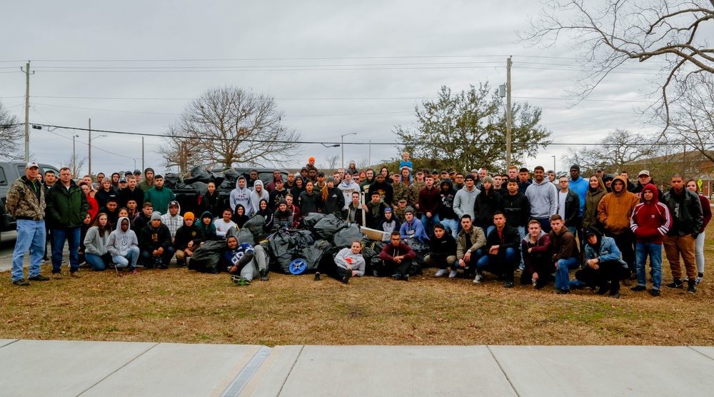 MCB Camp Lejeune Trash Cleanup