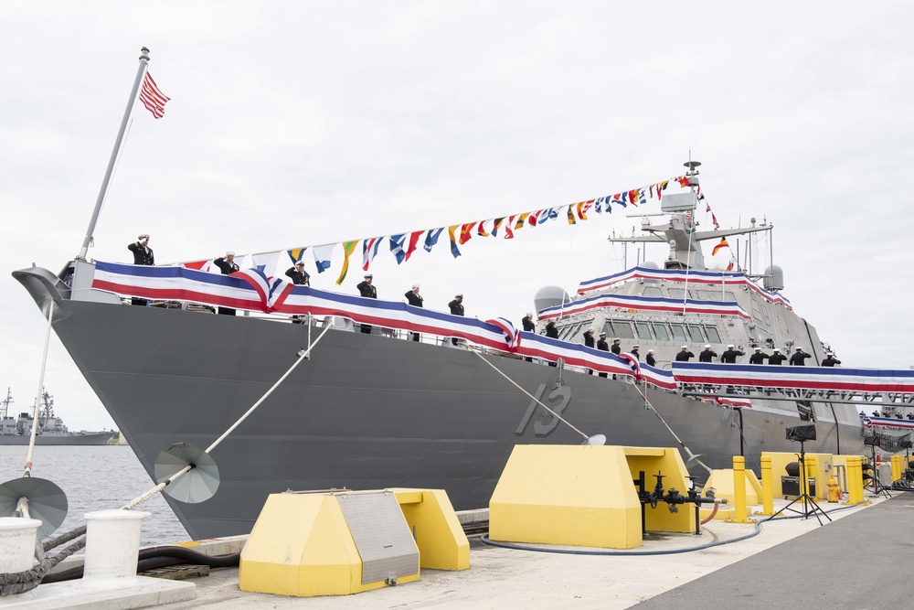 Navy commissions USS Wichita