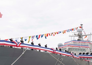Navy commissions USS Wichita