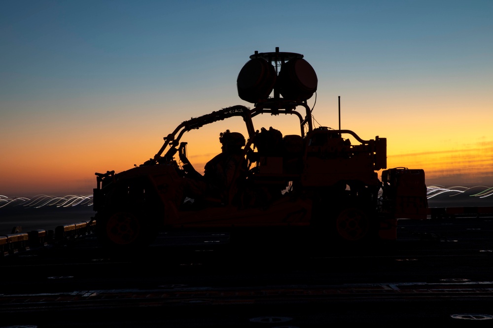 USS Kearsarge transits Suez Canal