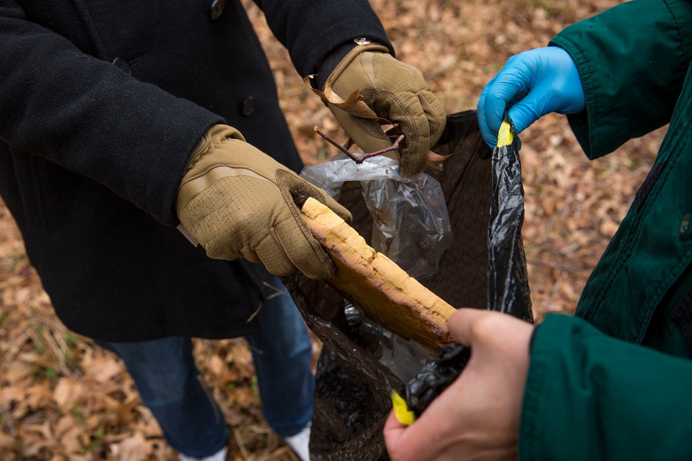 MCB Camp Lejeune Trash Cleanup