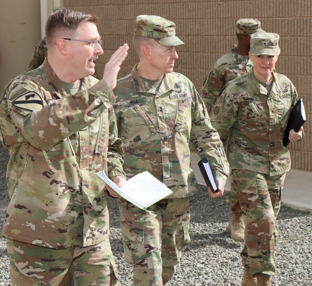 U.S. Army Central Command Deputy General visits the Regional Cyber Center Southwest Asia