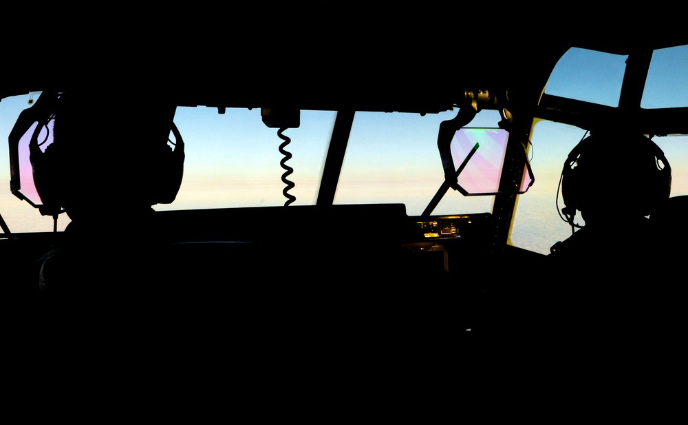 Parajumpers airdrop on Chièvres Air Base for the first time in 51 years