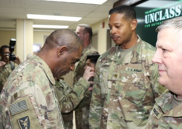 335th Signal Command (Theater) (Provisional) Soldiers earn combat patch