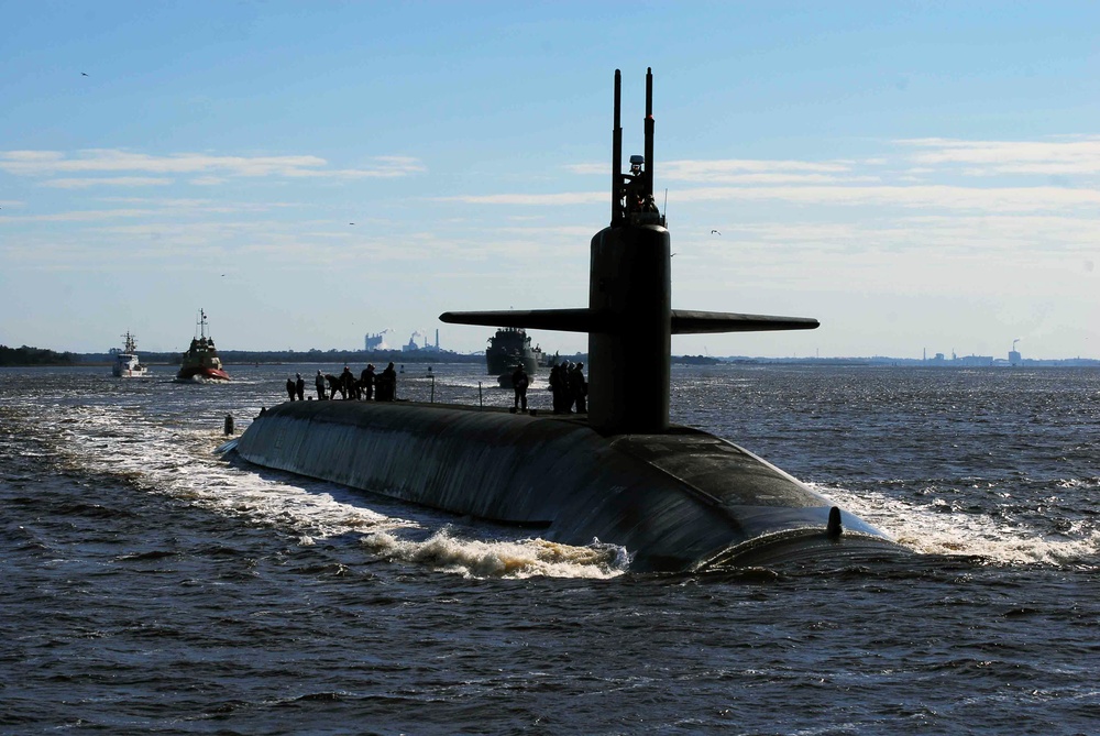 USS Tennessee (SSBN 734) (Gold) Returns to Homeport