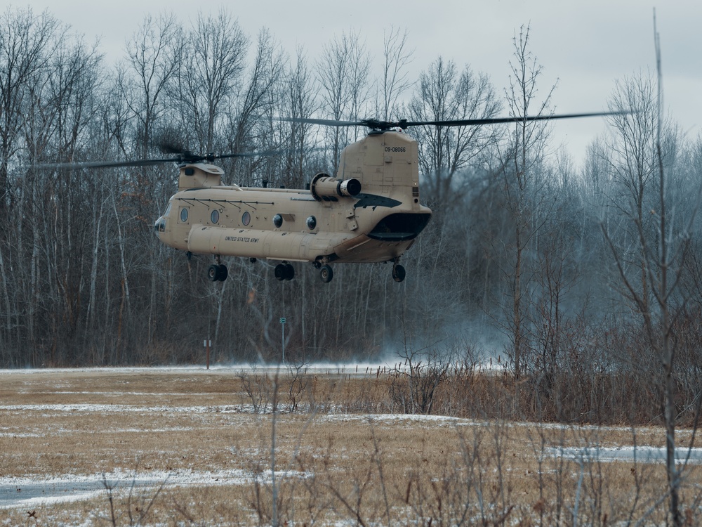 National Guard Cavalry Troopers get a lift from Rochester-based CH-47s