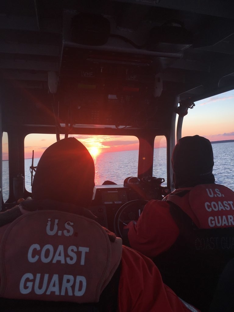 Coast Guard Station Hobucken assists aground duck hunters