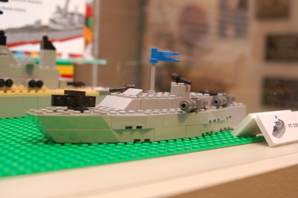 LEGO PT-109