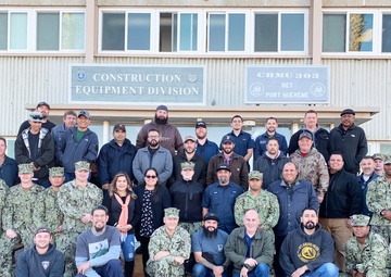 NAVFAC EXWC Honors Outstanding Leadership with  Supervisor and Civilian of the Quarter