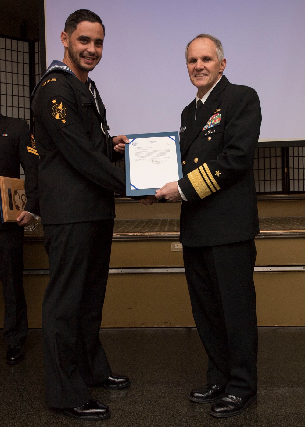 2018 7th Fleet Sailor of the Year Welcomes Royal New Zealand Navy Sailors