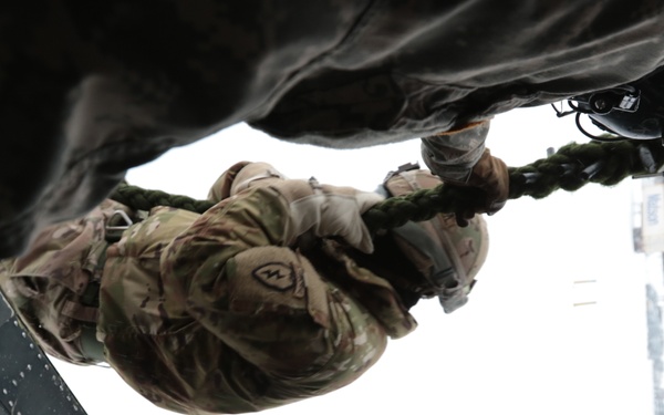 1-25 Soldiers conduct FRIES training