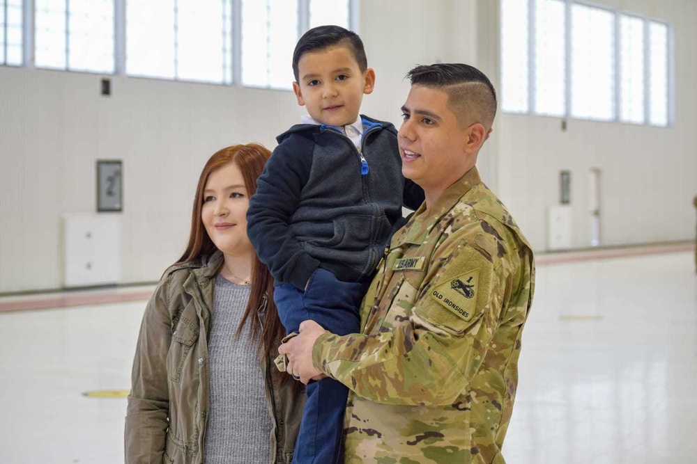 1ST Armored Division Combat Aviation Brigade Colors Casing Ceremony