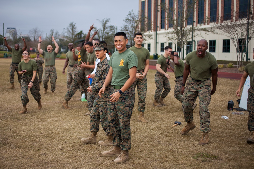 MARFORRES Marines Build Camaraderie During Quarterly Log Race