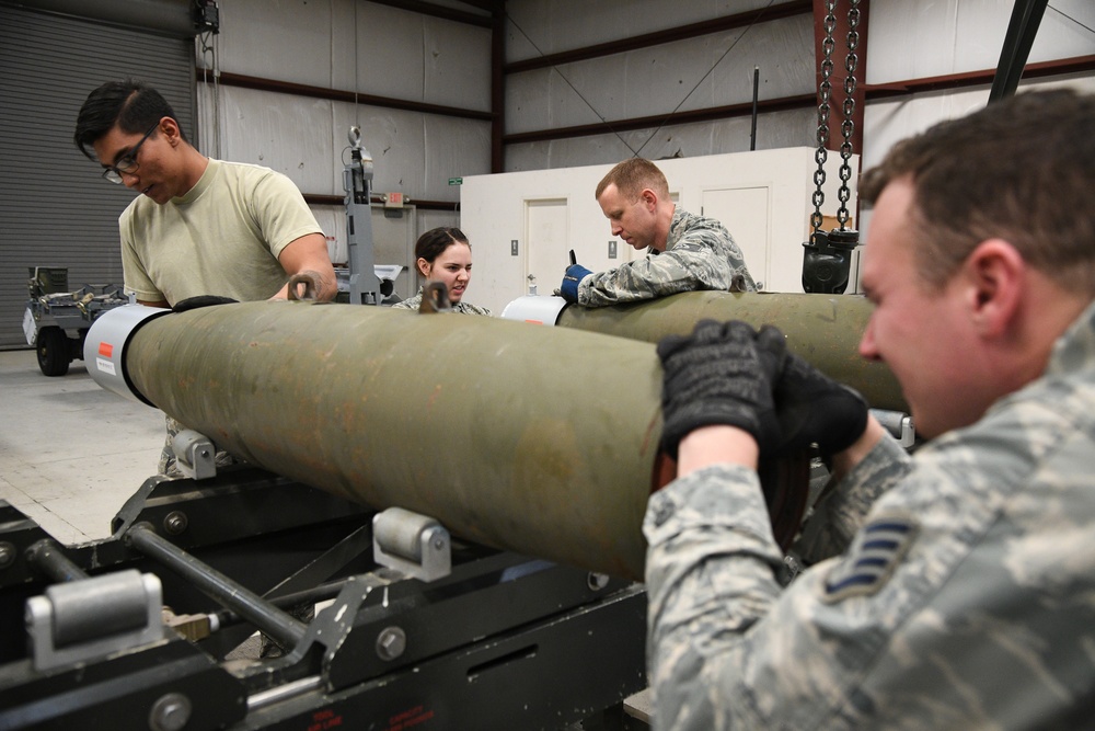 388th Ammo troops building bombs, cohesion