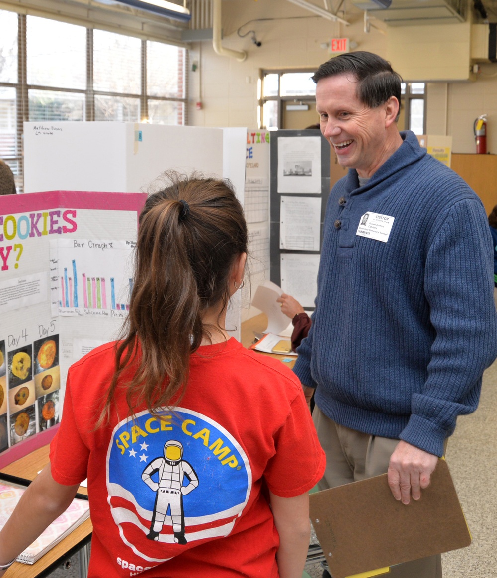 Monte Sano Elementary students wow science fair judges from Huntsville Center