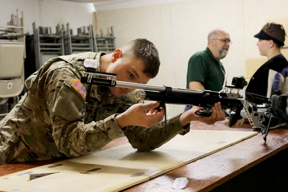 USAMU Soldiers hold junior rifle competition