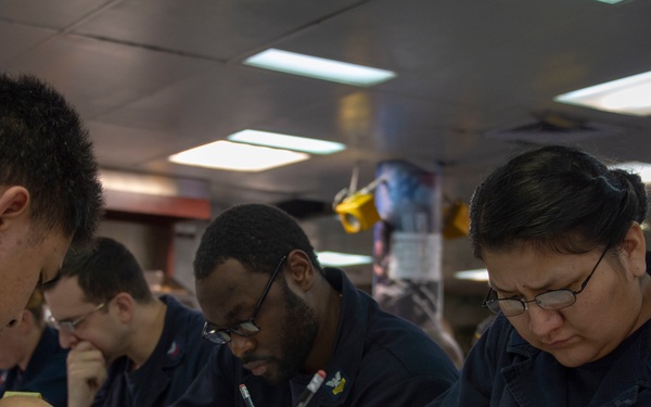 Essex Amphibious Ready Group and 13th Marine Expeditionary Group Exercise