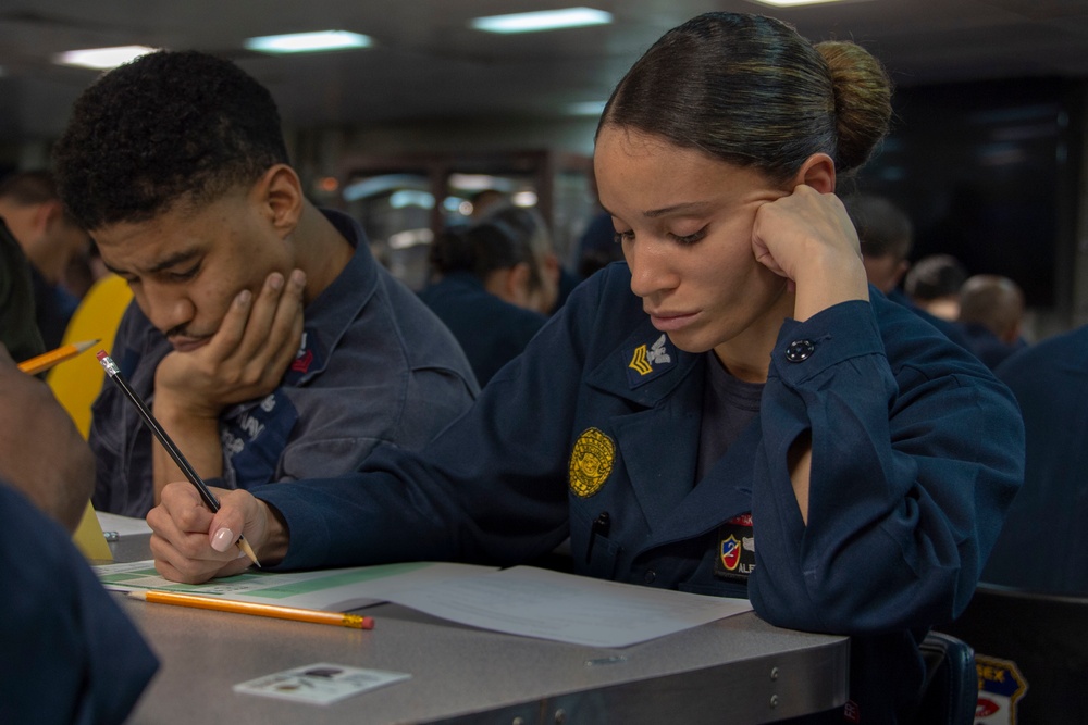 Essex Amphibious Ready Group and 13th Marine Expeditionary Group Exercise