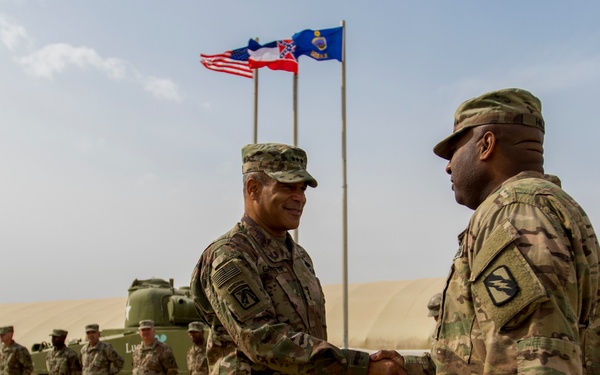 USARCENT Commander visits with Soldiers  at Camp Buehring