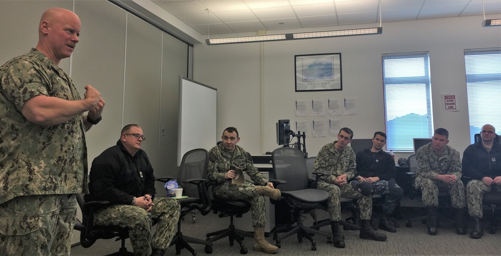 Force Master Chief David Carter visits Information Warfare Training Site Pacific Northwest