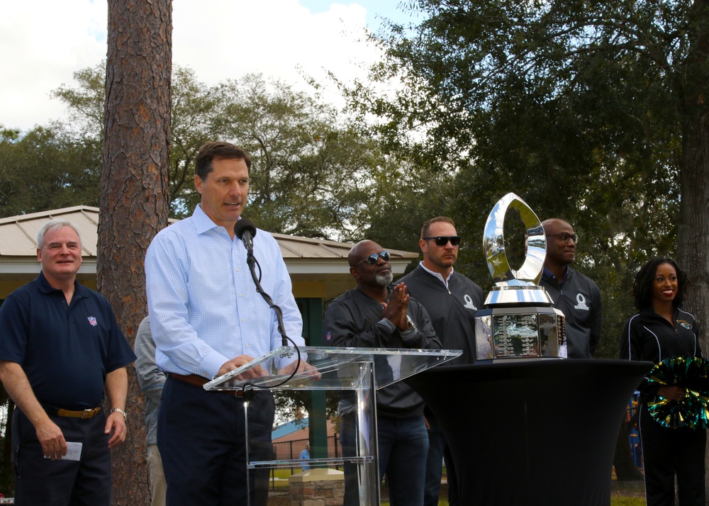 Community Legacy Event to Kickoff Pro Bowl Week