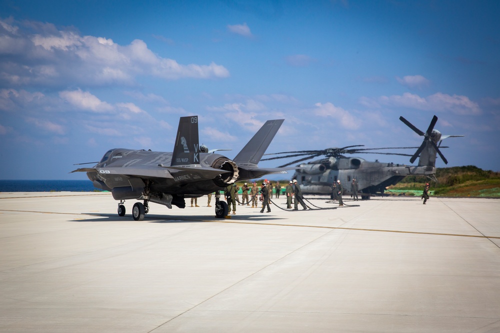 1st MAW enhances capabilities during Distributed STOVL Operations