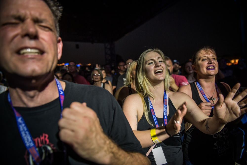 Airmen wins opportunity to meet rock legends