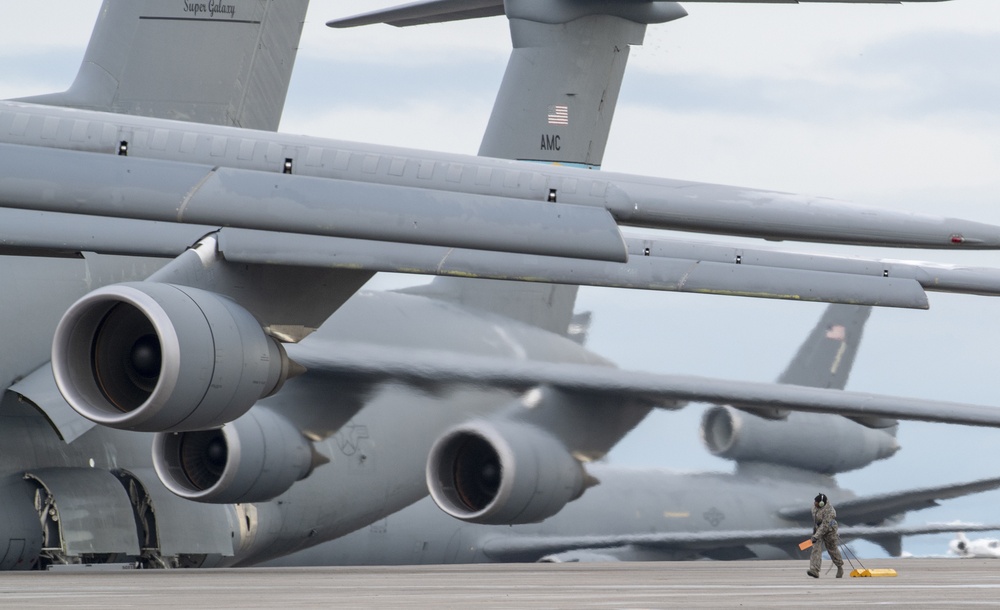 C-5M Super Galaxy, Travis AFB