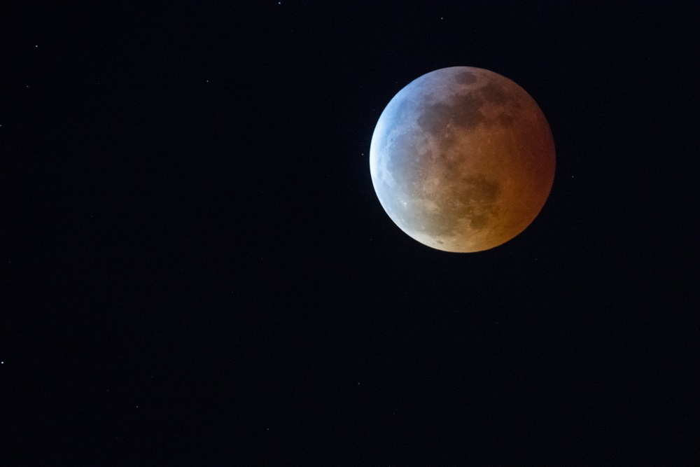 Super Blood Wolf Moon, Travis AFB