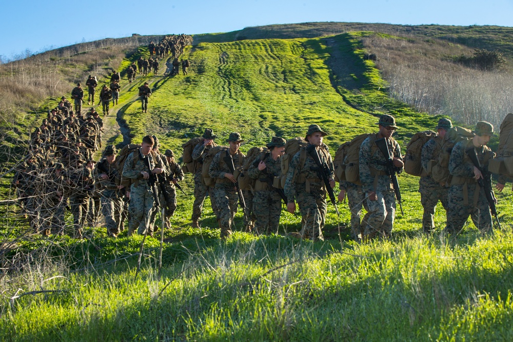 Hump Day: 1st Supply Battalion conducts conditioning hike at MCB Camp Pendleton