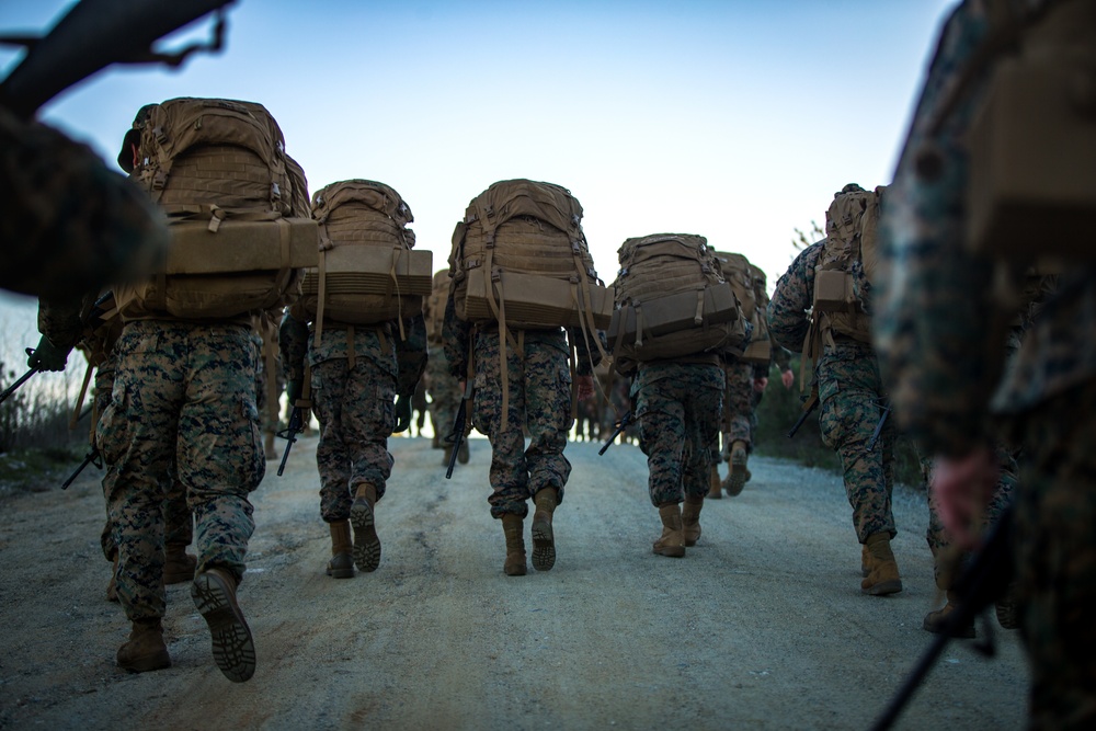 Hump Day: 1st Supply Battalion conducts conditioning hike at MCB Camp Pendleton