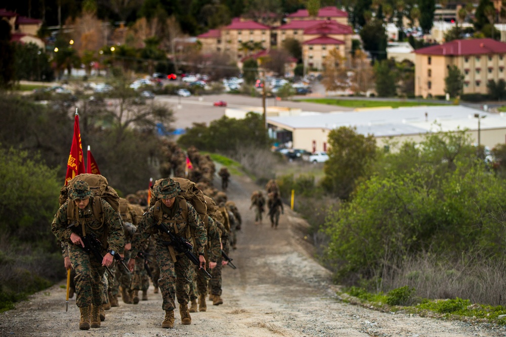 Hump Day: 1st Supply Battalion conducts conditioning hike at MCB Camp Pendleton