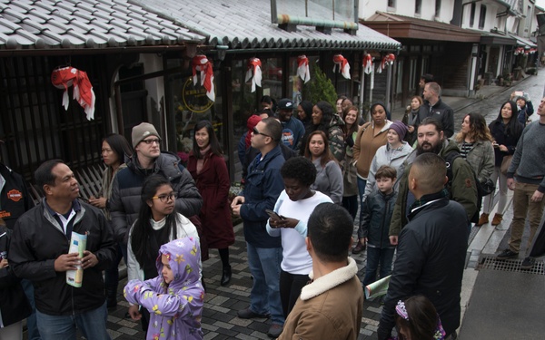 AIMD Iwakuni spends day touring Suo-Oshima, Yanai