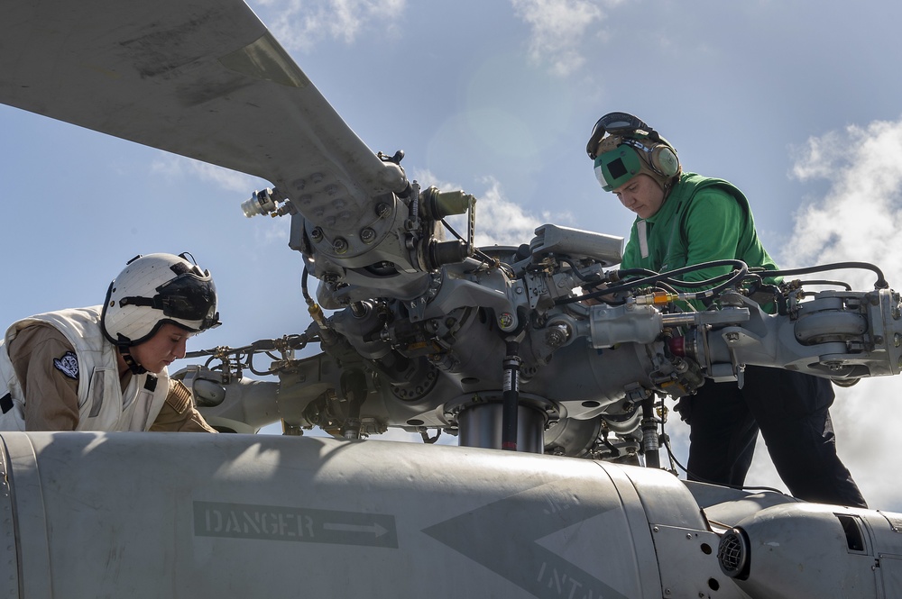 USS Preble Helicopter maintenance